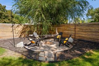 Minutes to Ski Resorts & Downtown, Yard, Fire Pit - 7