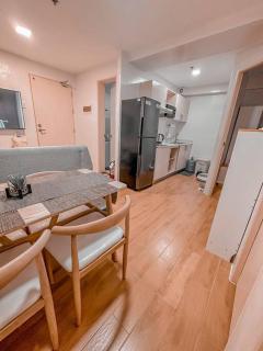 3 BR Seawind Condo with Balcony! - 3