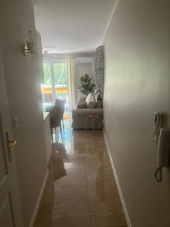 Plac Słowiański 10 - 4