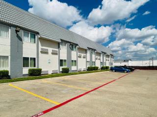 Motel 6-Duncanville, TX - Dallas - 4