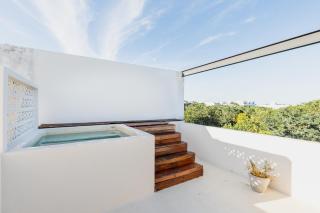Beautiful 3 BDR, 3 BA Modern Condo MINUTES From Beach - Tulum Pueblo - 9