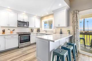 Stunning 2nd Floor Beachfront Home with Balcony, Ocean Views, and Prime Location - 5
