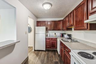 Scenic towers 3012 I Cozy & Comfy I Free Parking - 1