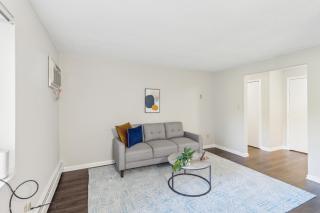 Scenic Towers 3020 I Cozy & Comfy I Free Parking - Parma - 0