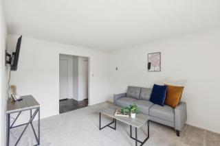 Midtown 3402i Cozy & Comfy I Free Parking - Parma - 9
