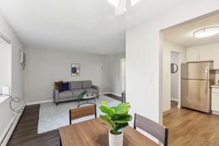 Scenic Towers 3020 I Cozy & Comfy I Free Parking - Parma - 8