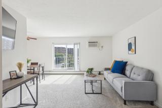 Midtown 3603 I Cozy & Comfy I Free Parking - Parma - 1