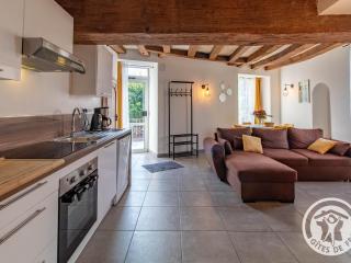 Gîte historique au bord de l'eau, Angers, 2 ch., tout confort, proche commodités et loisirs - FR-1-622-15 - 2