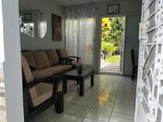 Casita Jardin - San Salvador - 8