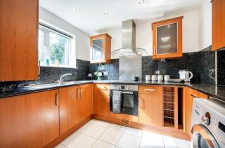 Classic 2bedroom Apartment - Mill Hill - 9