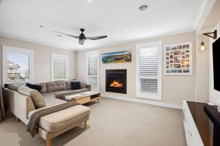 Resort Living on Tempest - Torquay - 7