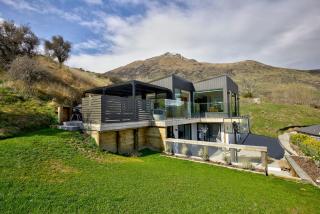 Heaven on Noble - Swimming Pool - Luxury Family Home - 9