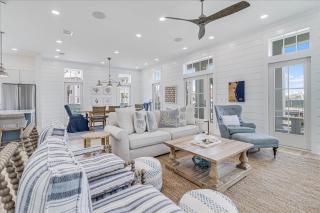Southern Sandcastle 129 STA - 1