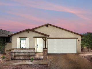 Family-Friendly 4BR Escape Work, Play, Relax! - Litchfield Park - 9