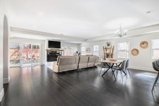 Sea La Vie 4 bedrooms near beach, backyard lounge - Encinitas - 1