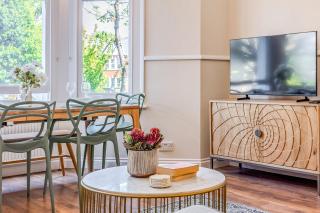 Stylish 2BR flat with terrace in North Kensington - London - 7