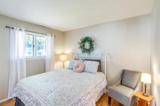 Waterfront Port Clinton Cottage 5 Mi to Lake Erie - 2