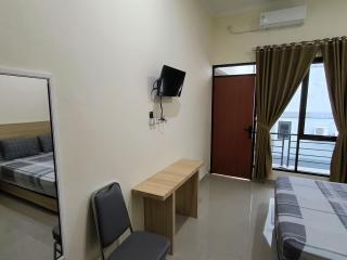 Tentrem Guesthouse Baru - Pati - 1