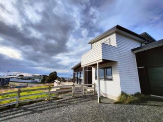 Luxury in the Lane - Riverton - 5