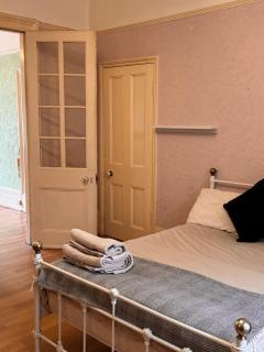Angel House - Plumstead - 3