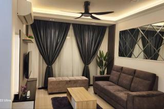 3 bedroom condo Eila Homestay in Larkin, AC, wi-fi - Johor Bahru - 0