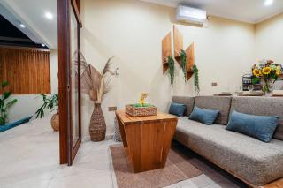 Aaya - 8 Min To Beach, Radiant Villa with Rice Field View - Canggu - 7