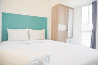 Modern and Homey Studio Tokyo Riverside PIK 2 Apartment By Travelio - 0