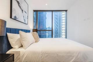 West Side Explore Downtown Melb in Stylish Apt - 1