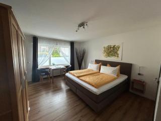 Gästehaus Sommertal, eigener Parkplatz, 800m zum Bodensee, 300m zur Altstadt - Meersburg - 2