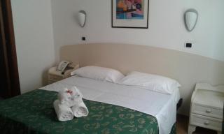 Hotel La Palazzina - San Benedetto del Tronto - 9