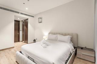 FIRST CLASS 1BR High-End Luxury Living - Dubai - 3