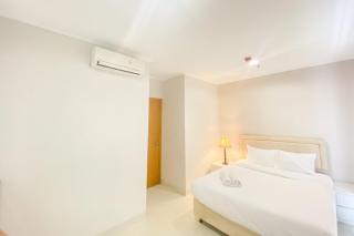 Elegant and Comfort 2BR Apartment at The Mansion Kemayoran By Travelio - Giacarta - 6