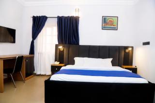 Western Dreams Hotel - 9