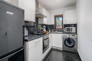 Gorgeous House, 5 Beds, Amazing transport links - Londra - 8