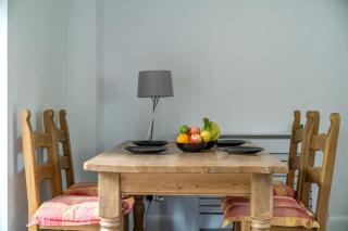Gorgeous House, 5 Beds, Amazing transport links - Londra - 2