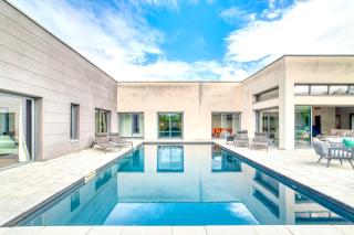 L'Avedis - Magnifique maison de luxe avec piscine - Montanay - 9