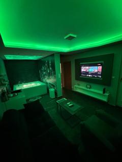 Apartman S&V 2 Istocno Sarajevo Lukavica sa Jacuzzi Lux Spa Hilandarska Centar - Lukavica - 0