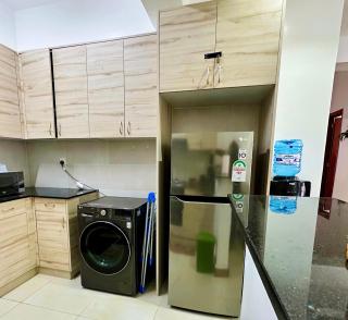 Exclusive 2BR in Westlands with Stunning City Views, Pool & Gym - Nairobi - 5