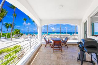 Prime Ocean View Punta Cana Apartments - 3-Bedroom Getaway with Private Terrace on Bávaro Beach - Punta Cana - 7