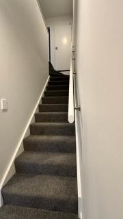 Close to City and Beach - Modern Home with Garage - Christchurch - 6