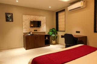 Jaipur Qila - A Boutique Hotel and Rooftop Cafe - 3