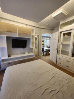 Accolade Place - DMCI - 2