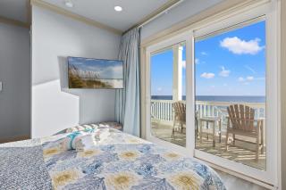 Pineapple Paradise! 6BR 7BA beachfront house! Private Pool! Grill! Sleeps 16! - Panama City Beach - 7