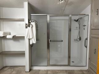 Woolen Lake House - 6