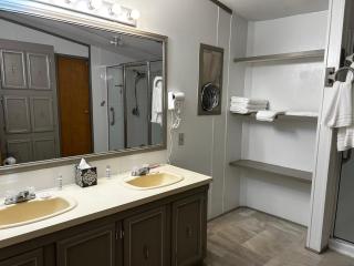 Woolen Lake House - - 1