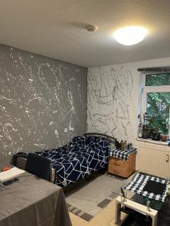 Eine ruhige Wohnung mit eigenem Bad und küche - Aquisgrana - 4