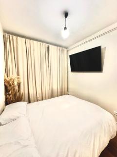 Art House bastille 2 bed apartment w balcony, 11eme super trendy neighbourhood - París - 6