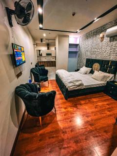 The luxurious iconic 3 BHK Apartment in Gulberg Greens Islamabad - Islamabad - 0