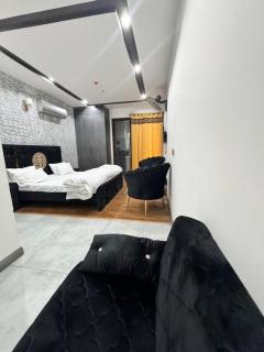 The luxurious iconic 3 BHK Apartment in Gulberg Greens Islamabad - Islamabad - 2