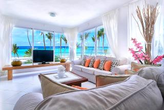 Prime Ocean View Punta Cana Apartments - 3-Bedroom Getaway with Private Terrace on Bávaro Beach - Punta Cana - 2